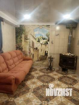 Коттедж 300м&sup2;, 2-этажный, на длительный срок, 