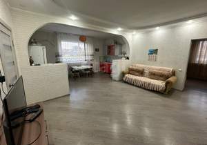 Дом 140м&sup2;, 1-этажный, на длительный срок, 