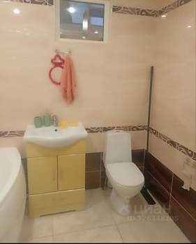 Дом 300м&sup2;, 2-этажный, на длительный срок, 