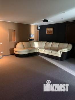 Коттедж 758м&sup2;, 4-этажный, на длительный срок, 