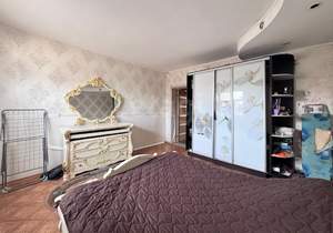 Дом 200м&sup2;, 2-этажный, на длительный срок, 