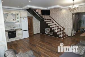 Дом 160м&sup2;, 2-этажный, посуточно, 