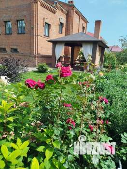 Дом 240м&sup2;, 2-этажный, посуточно, 