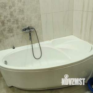 Коттедж 300м&sup2;, 3-этажный, на длительный срок, 