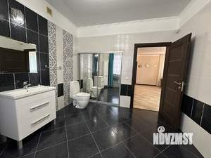 Коттедж 220м², 2-этажный, на длительный срок, 