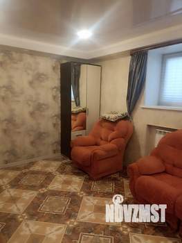 Коттедж 300м&sup2;, 2-этажный, на длительный срок, 