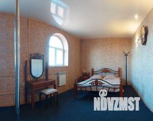 Дом 400м&sup2;, 2-этажный, посуточно, 