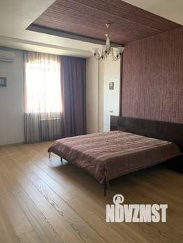 Коттедж 758м&sup2;, 4-этажный, на длительный срок, 