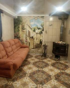 Дом 300м&sup2;, 2-этажный, на длительный срок, 