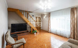 Дом 135м&sup2;, 2-этажный, участок 7 сот.  