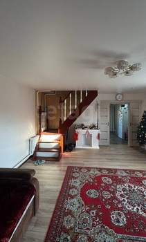 Дом 100м&sup2;, 2-этажный, участок 7 сот.  