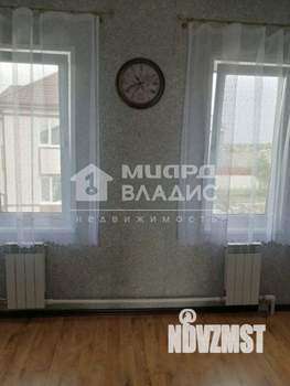Дом 145м², 2-этажный, участок 10 сот.  