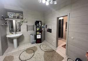 Дом 468м&sup2;, 2-этажный, участок 11 сот.  