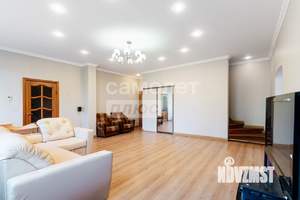 Коттедж 338м&sup2;, 2-этажный, участок 7 сот.  