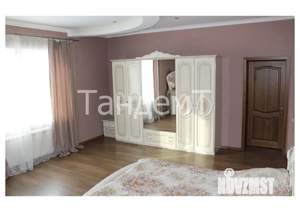 Коттедж 240м², 2-этажный, участок 10 сот.  