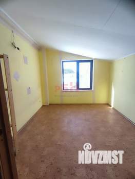 Дом 136м&sup2;, 2-этажный, участок 9 сот.  