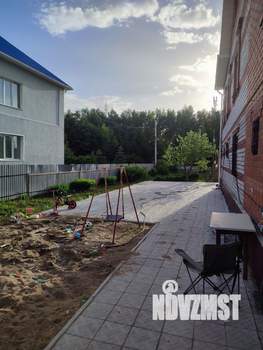 Коттедж 260м&sup2;, 2-этажный, участок 11 сот.  