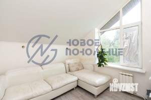 Коттедж 225м&sup2;, 2-этажный, участок 8 сот.  