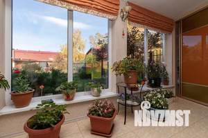 Таунхаус 323м&sup2;, 3-этажный, участок 5 сот.  