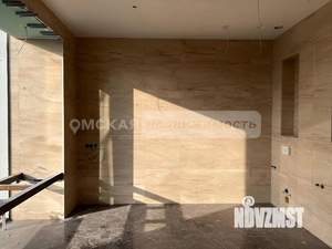 Коттедж 1070м&sup2;, 5-этажный, участок 20 сот.  