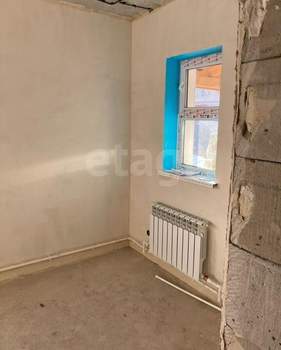 Дом 130м&sup2;, 2-этажный, участок 4 сот.  