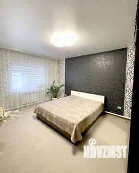 Дом 220м², 2-этажный, участок 6 сот.  