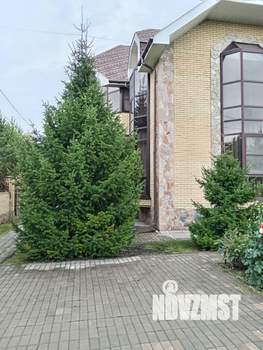 Коттедж 302м², 2-этажный, участок 20 сот.  