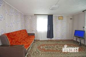 Дом 61м², 2-этажный, участок 5 сот.  