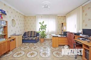 Дом 490м², 3-этажный, участок 7 сот.  