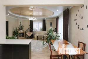 Дом 323м&sup2;, 3-этажный, участок 9 сот.  