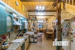 Дом 245м², 2-этажный, участок 6 сот.  