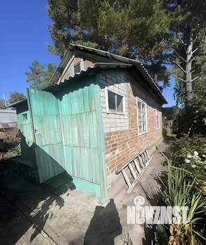 Дом 30м&sup2;, 1-этажный, участок 6 сот.  