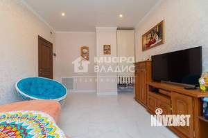 Дом 326м², 3-этажный, участок 12 сот.  