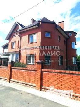 Дом 326м², 2-этажный, участок 12 сот.  
