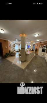 Коттедж 1077м&sup2;, 4-этажный, участок 25 сот.  