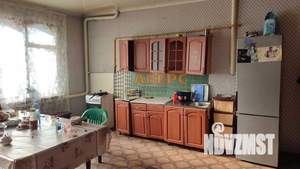 Дом 174м&sup2;, 2-этажный, участок 3 сот.  