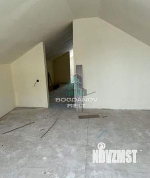 Дом 144м², 2-этажный, участок 3 сот.  