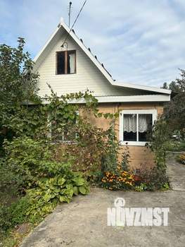 Дом 30м², 2-этажный, участок 5 сот.  