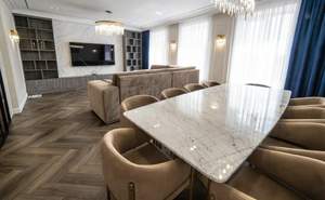 Дом 160м&sup2;, 2-этажный, участок 4 сот.  