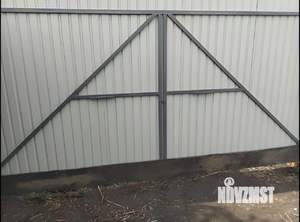 Дом 20м&sup2;, 2-этажный, участок 6 сот.  