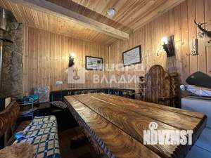 Дом 210м², 2-этажный, участок 10 сот.  