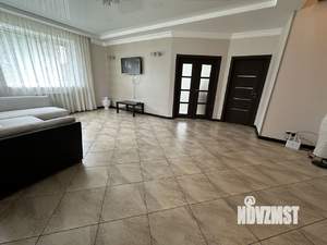 Коттедж 210м², 2-этажный, участок 8 сот.  