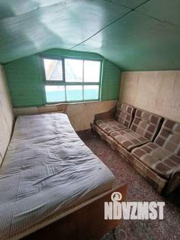 Дом 25м&sup2;, 2-этажный, участок 6 сот.  