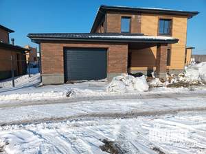 Коттедж 198м&sup2;, 2-этажный, участок 7 сот.  