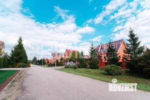 Коттедж 244м², 3-этажный, участок 10 сот.  