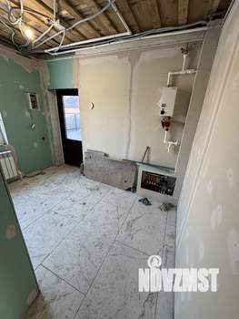 Дом 170м&sup2;, 2-этажный, участок 3 сот.  