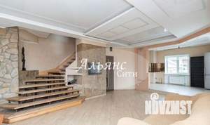 Коттедж 351м&sup2;, 3-этажный, участок 8 сот.  