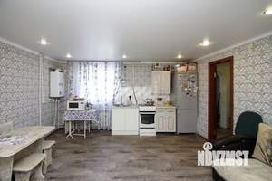 Дом 100м², 2-этажный, участок 3 сот.  