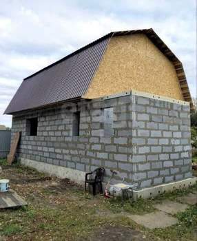 Дом 48м&sup2;, 2-этажный, участок 4 сот.  