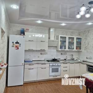 Коттедж 240м&sup2;, 3-этажный, участок 4 сот.  